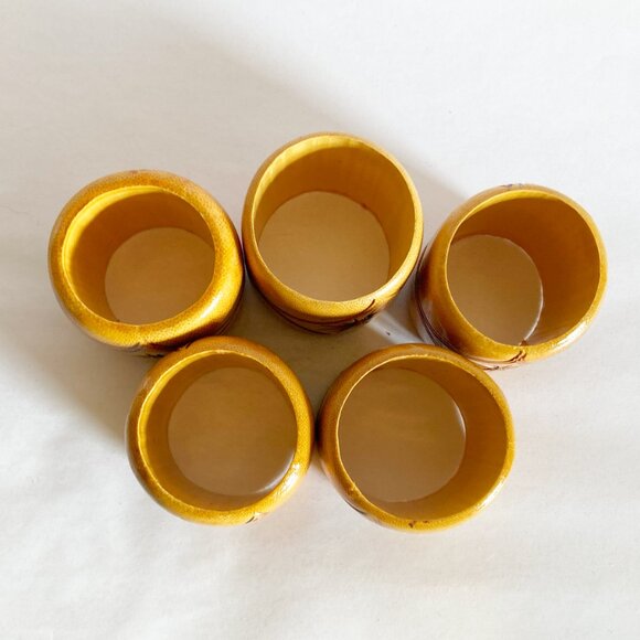 Vintage Hand-Made Star Etched Bamboo Napkin Rings 5 Wood Tableware Serving - Picture 2 of 4